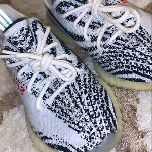 Yeezy adidas boost 350 zebras